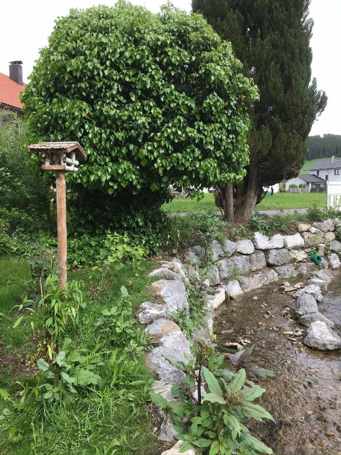 Die Dirndlkoenigin Grunenbach Eksteriør billede