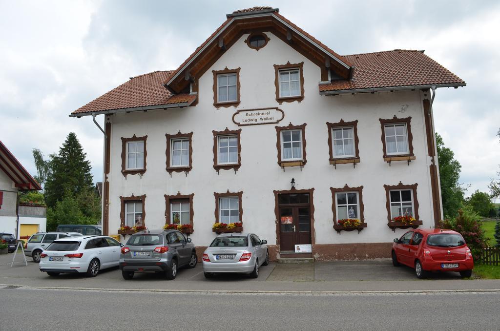 Die Dirndlkoenigin Grunenbach Eksteriør billede